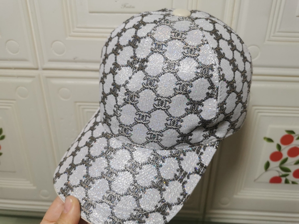 ブランド帽子正面デザイン